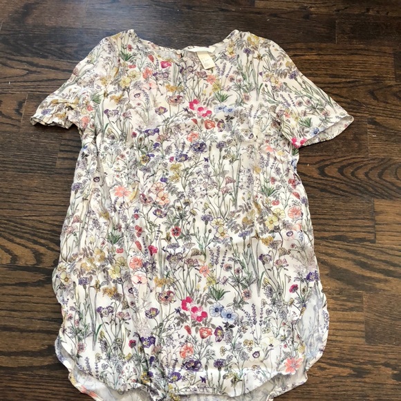 Flower top - Picture 1 of 3